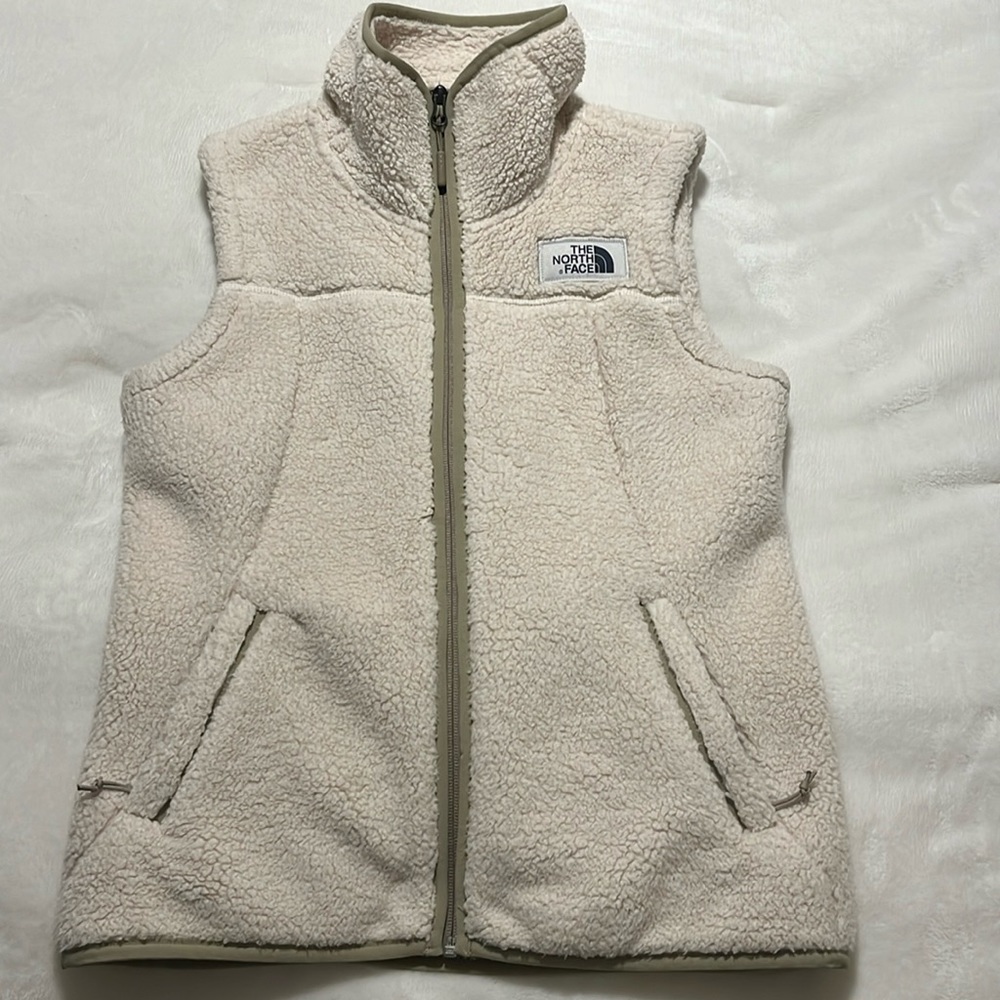 Northface pile cream vest